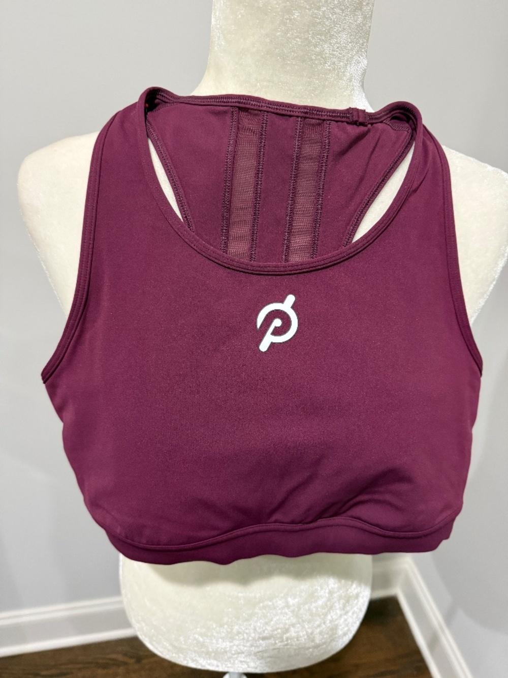 PELOTON ATHLETIC BRA SIZE M NEW NO TAGS